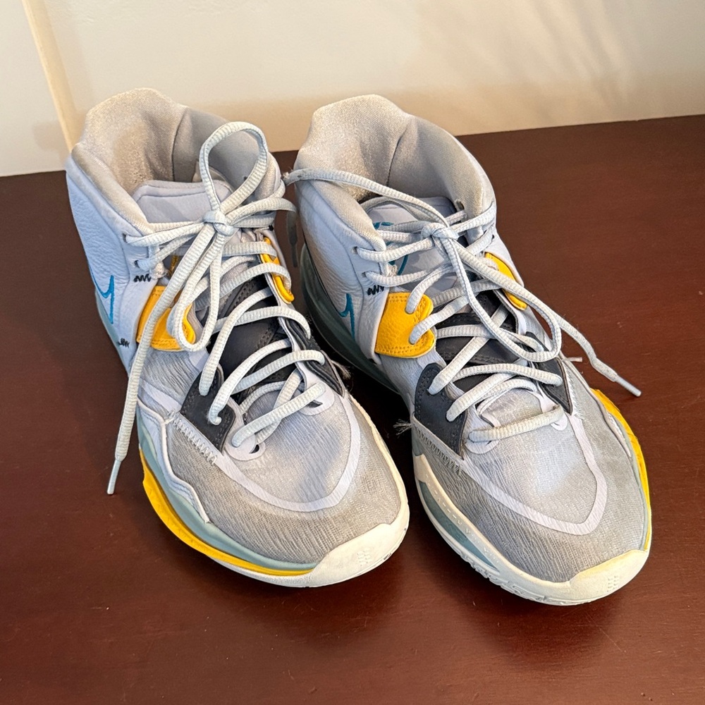 Nike Men's Gray and Yellow Athletic Shoes